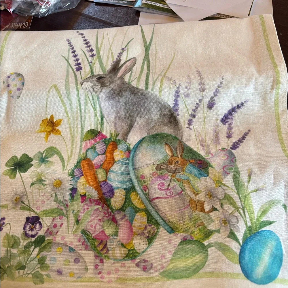 Williams Sonoma NWT Roger Rabbit linen limited edition Easter table runner